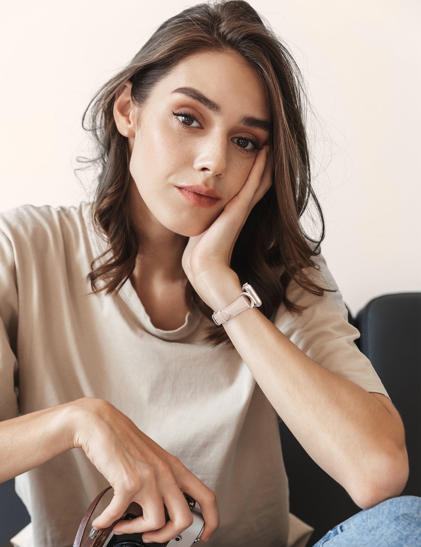 Minyee Leather Band Compatible with Apple Watch Bands 41mm 40mm 38mm 44mm 45mm 42mm 49mm Women, Slim Thin Dressy Designer Strap with C-Shape Metal Buckle for iWatch Ultra 2, Series 9/8/7/6/5/4/3/2/1/SE